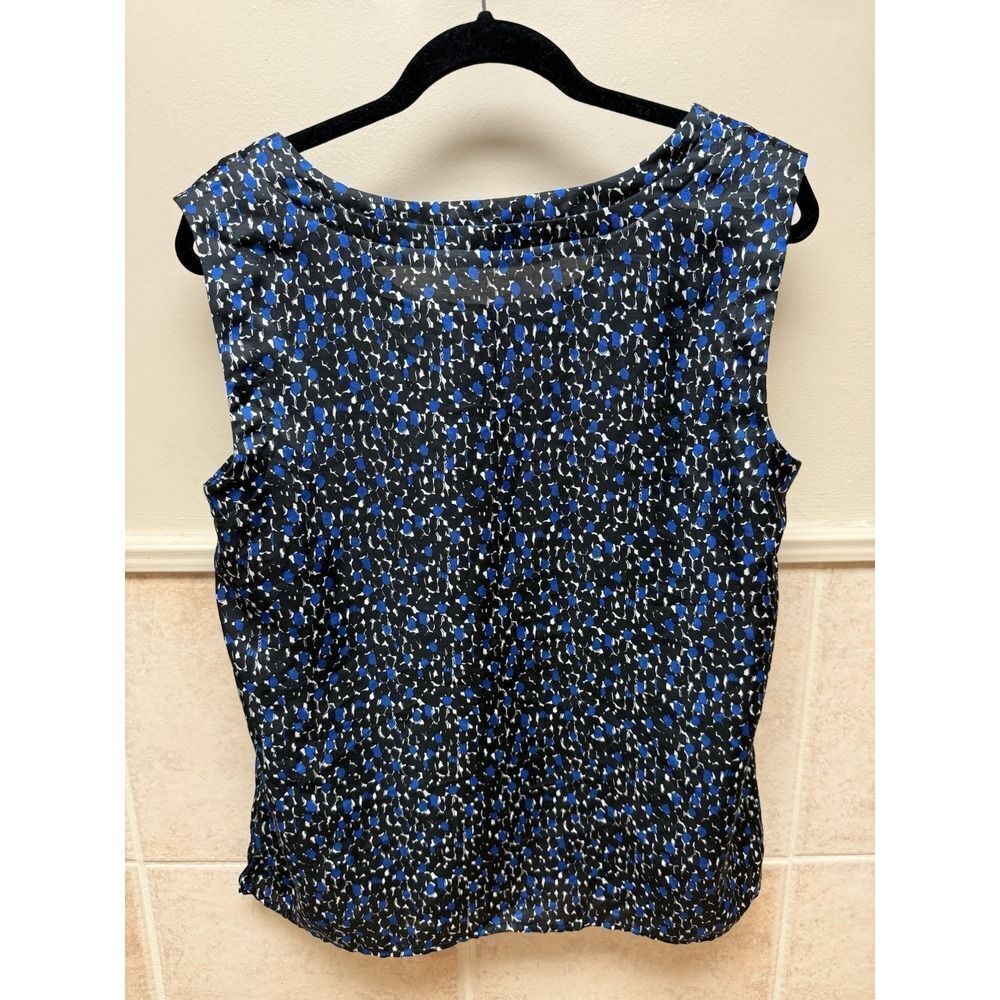Talbots black blue and white abstract‎ print pleated top. Womens. Sz M - Picture 3 of 6